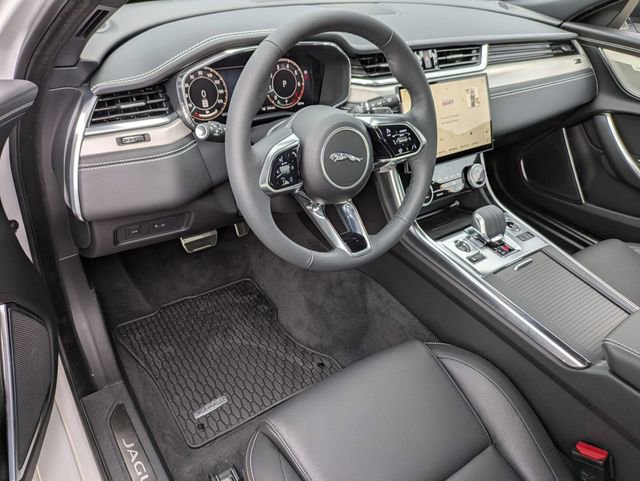 New 2024 Jaguar XF R-Dynamic SE image 7