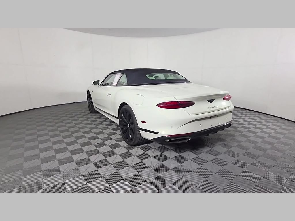 Used 2025 Bentley Continental GTC AWD/4WD image 41