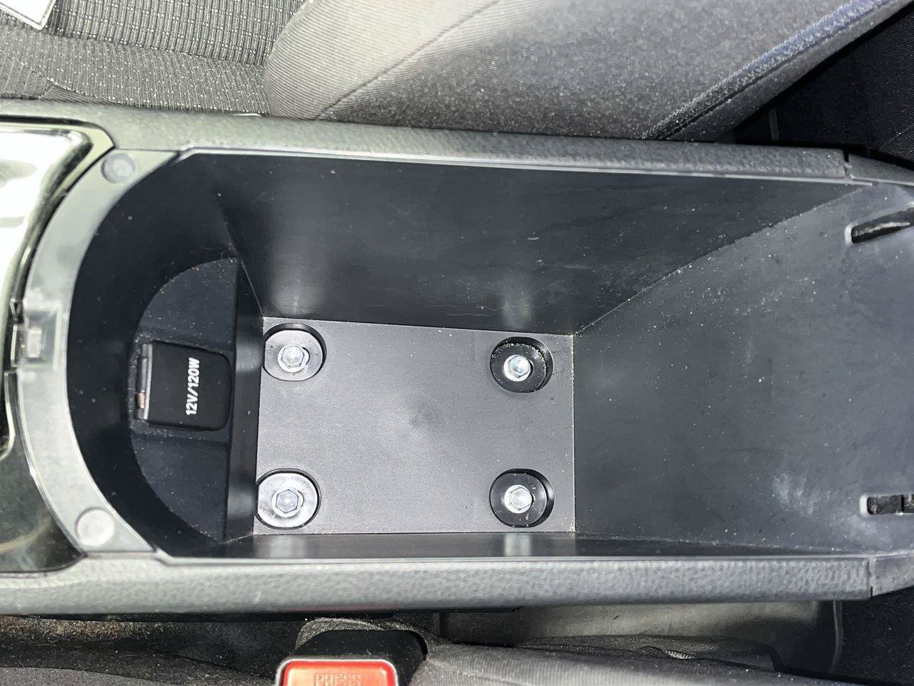 Used 2019 Toyota C-HR XLE FWD image 23