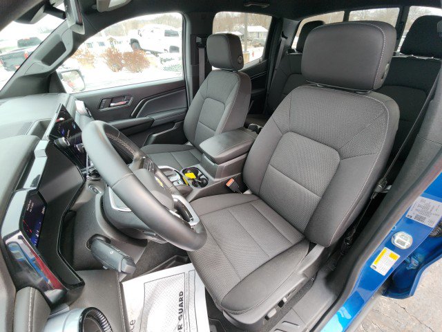 Used 2024 Chevrolet Colorado LT w/ LT Convenience Package II image 27