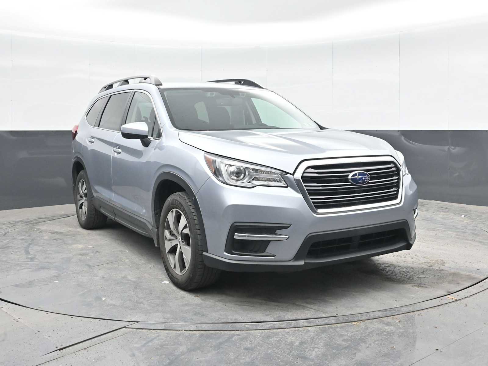 Used 2021 Subaru Ascent Premium w/ Convenience Package AWD/4WD image 7