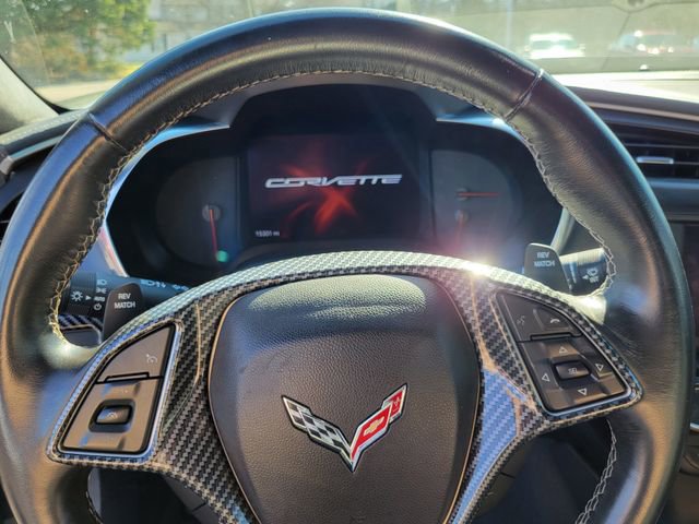 Used 2015 Chevrolet Corvette Z06 w/ 3LZ Preferred Equipment Group image 12