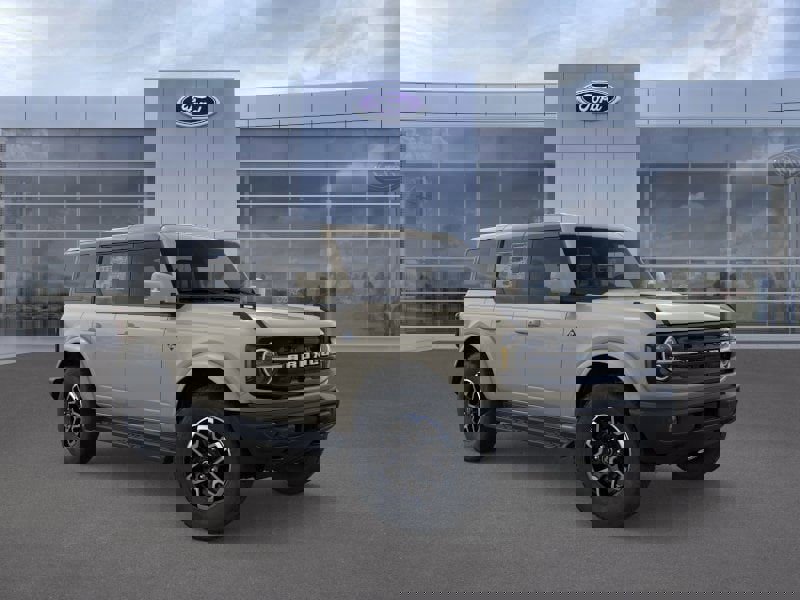New 2025 Ford Bronco Outer Banks image 7
