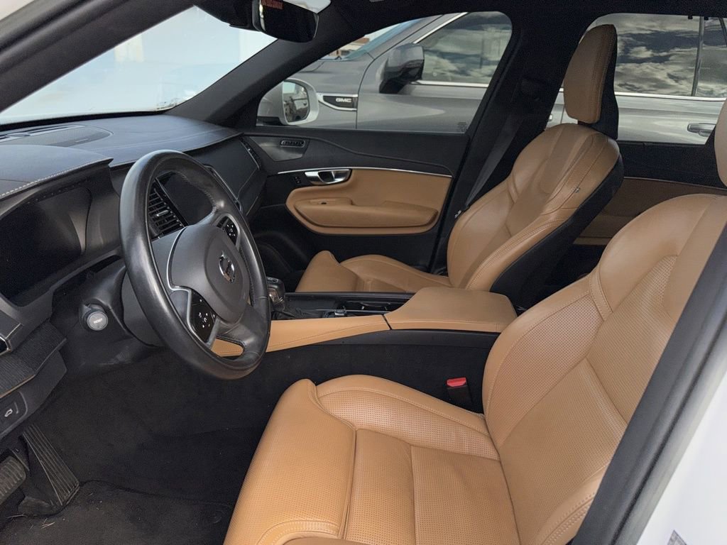 Used 2022 Volvo XC90 T6 Inscription w/ Climate Package image 12