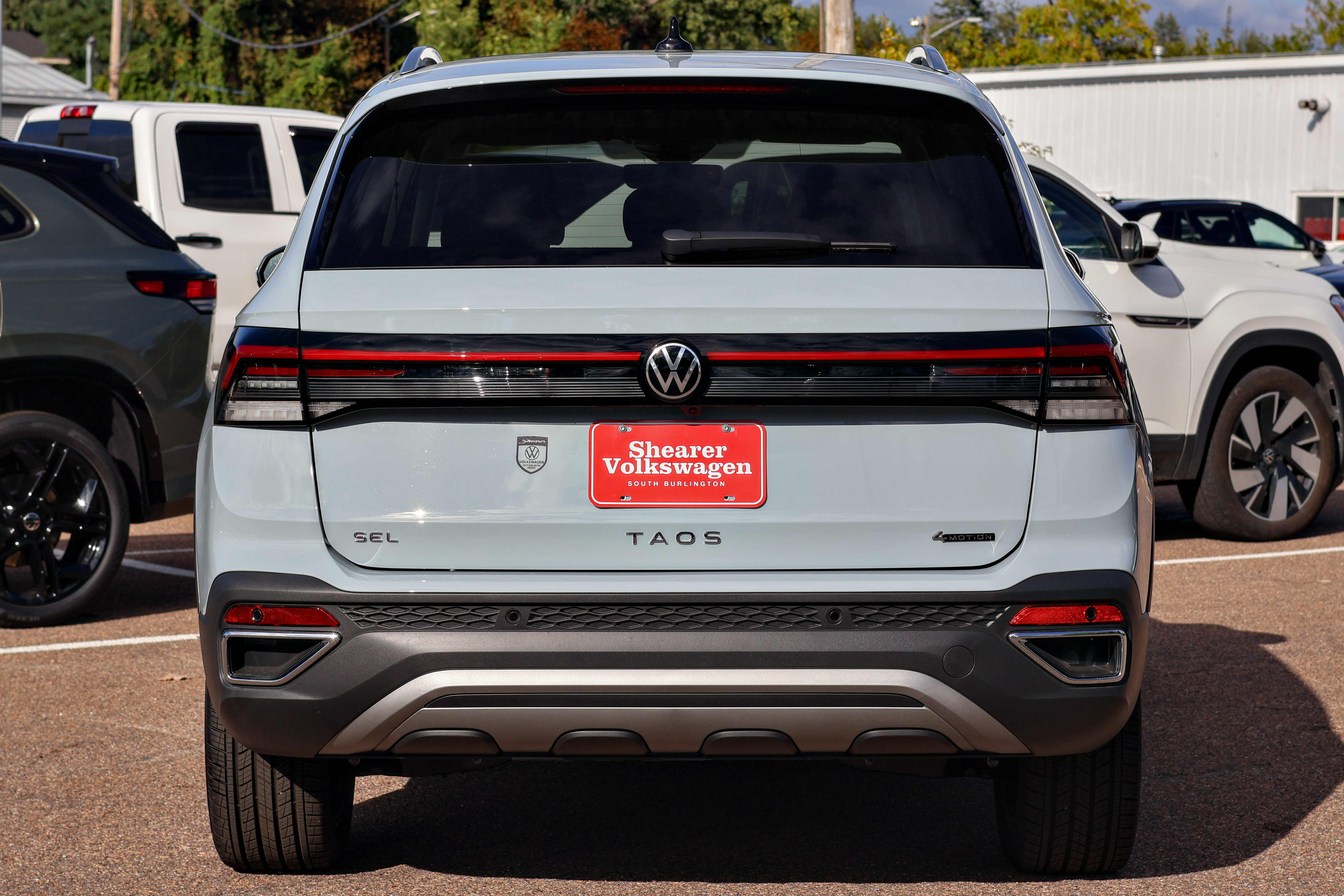 New 2026 Volkswagen Taos SEL AWD/4WD image 5