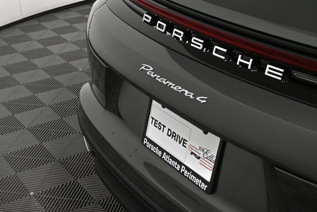 New 2026 Porsche Panamera 4 image 35