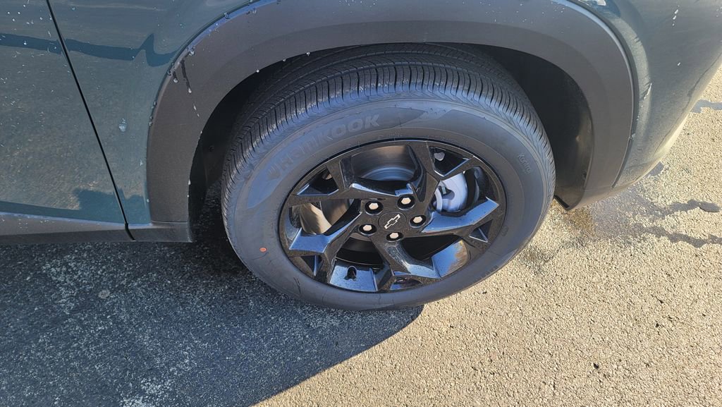 New 2026 Chevrolet Trax LT image 15