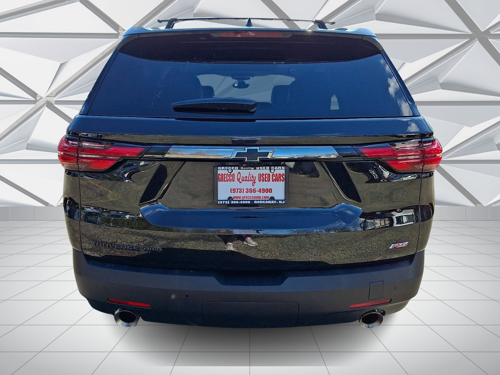 Used 2022 Chevrolet Traverse RS image 9