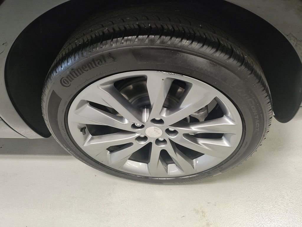 Used 2021 Buick Envision Avenir image 20