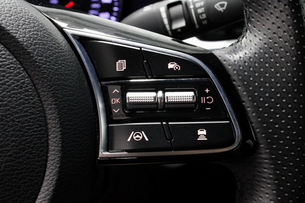 Used 2023 Kia Forte GT-Line w/ GT-Line Premium Package FWD image 29