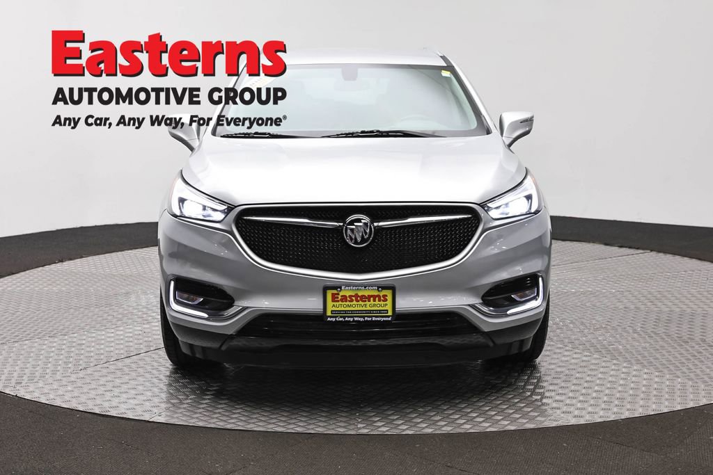 Used 2021 Buick Enclave Essence w/ Sport Touring Edition FWD image 2