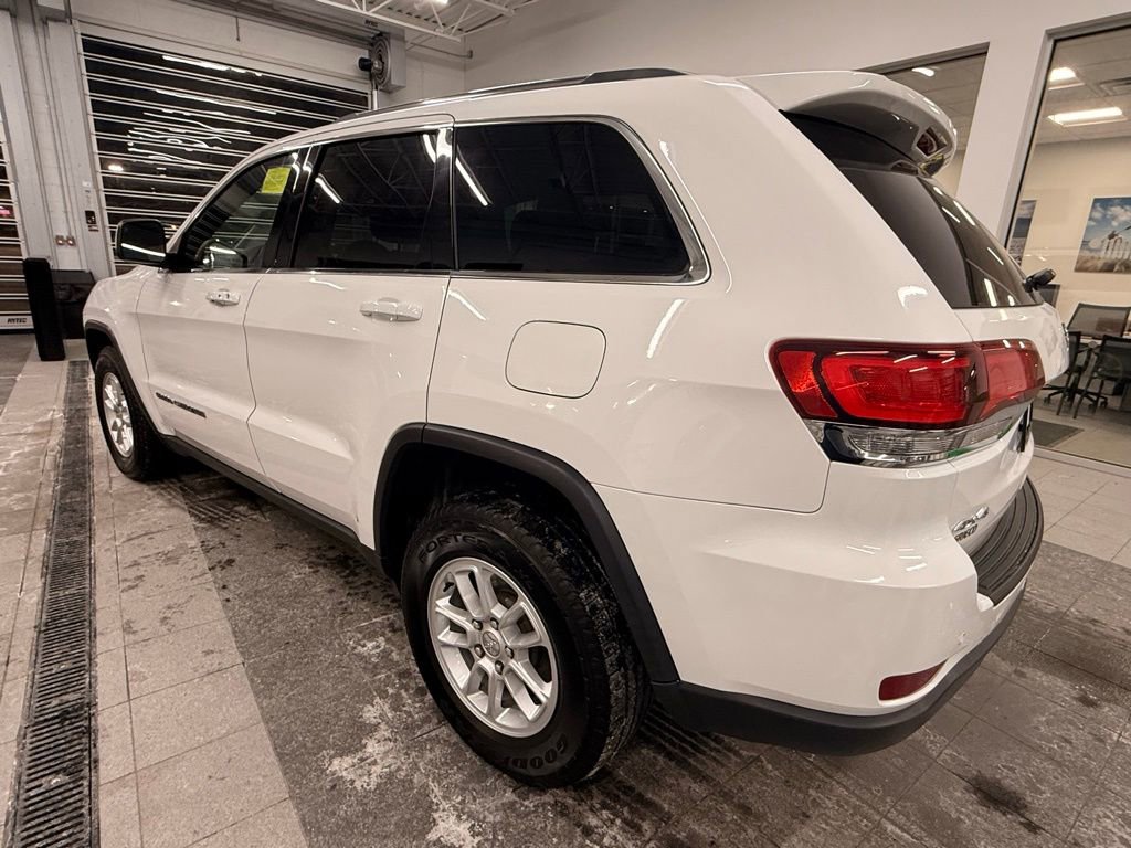 Used 2020 Jeep Grand Cherokee Laredo image 6