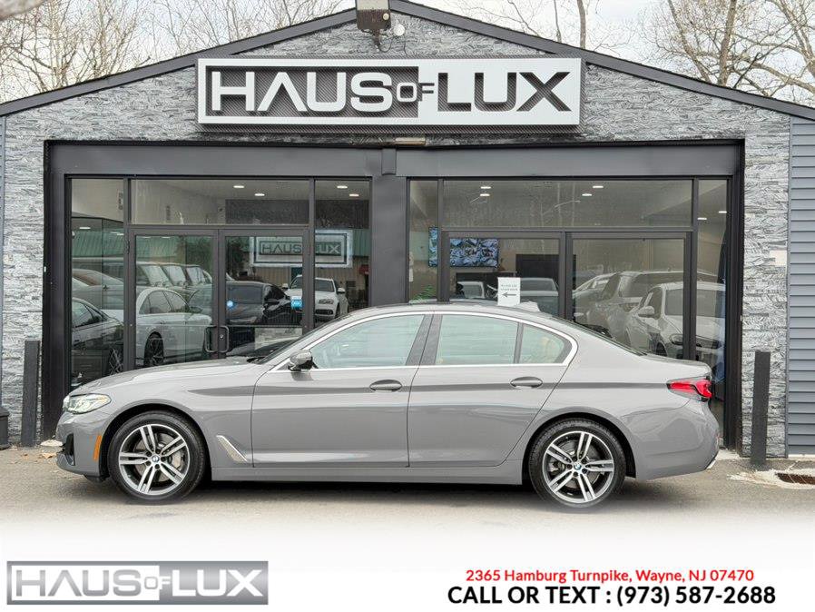 Used 2022 BMW 530i xDrive w/ Premium Package AWD/4WD image 10