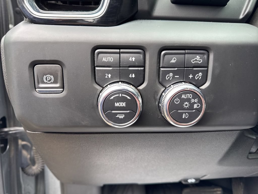 Used 2024 GMC Sierra 2500 Denali Ultimate w/ Snow Plow Prep/Camper Package AWD/4WD image 23