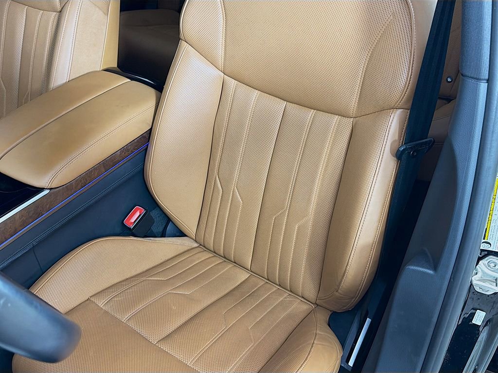 Used 2023 Audi A8 L 3.0T w/ Luxury Package image 23