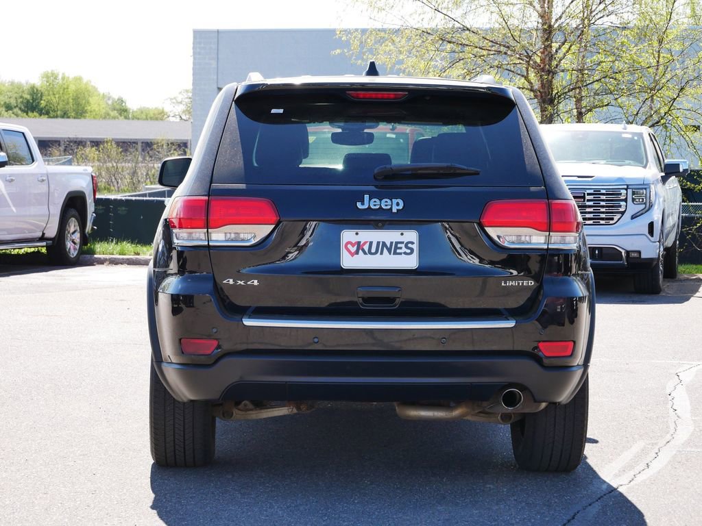 Used 2017 Jeep Grand Cherokee Limited AWD/4WD image 9