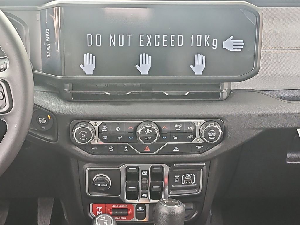 New 2025 Jeep Gladiator Willys image 45