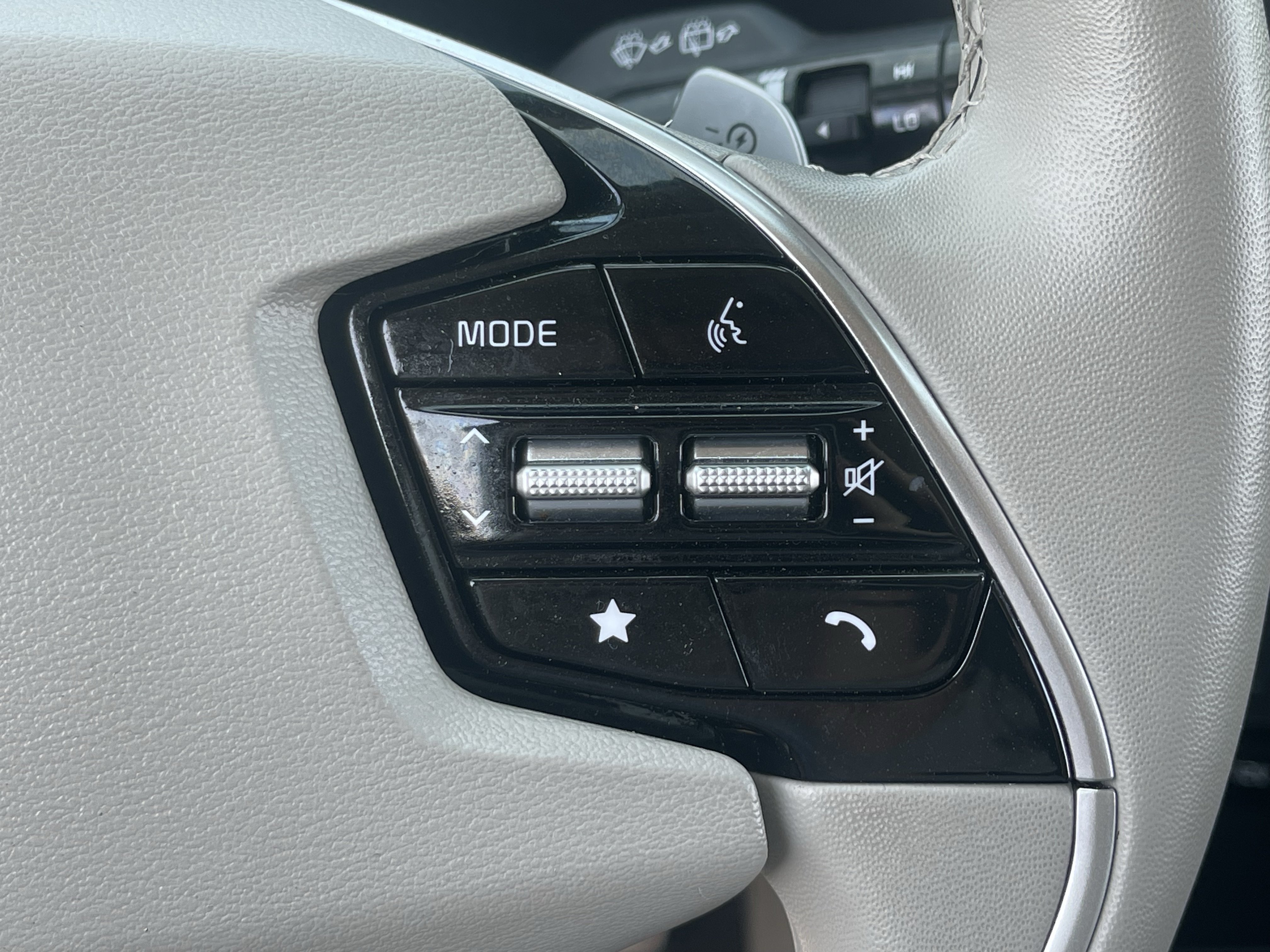 Certified 2023 Kia Niro Wave FWD image 22