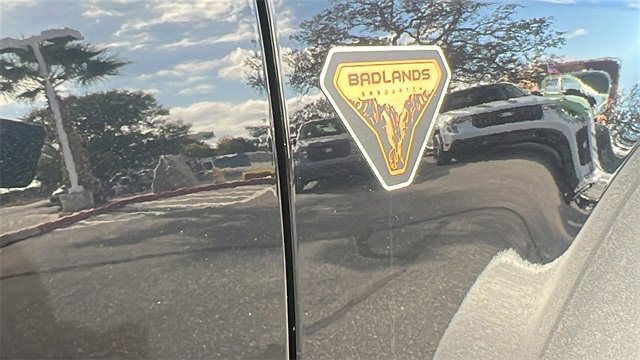 New 2025 Ford Bronco Badlands image 10