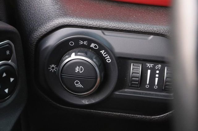 Used 2021 Jeep Gladiator Rubicon image 21