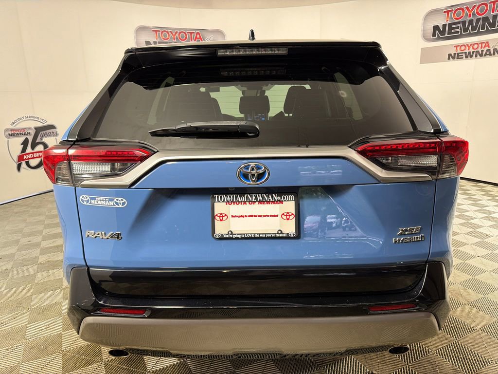 Used 2022 Toyota RAV4 XSE image 5