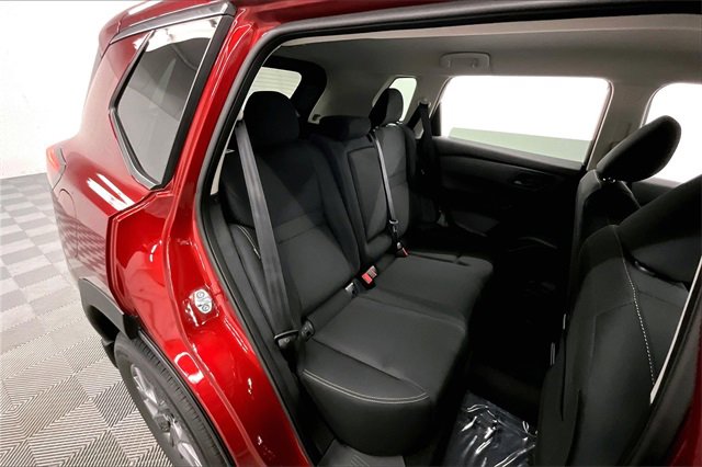 New 2026 Nissan Rogue S image 28