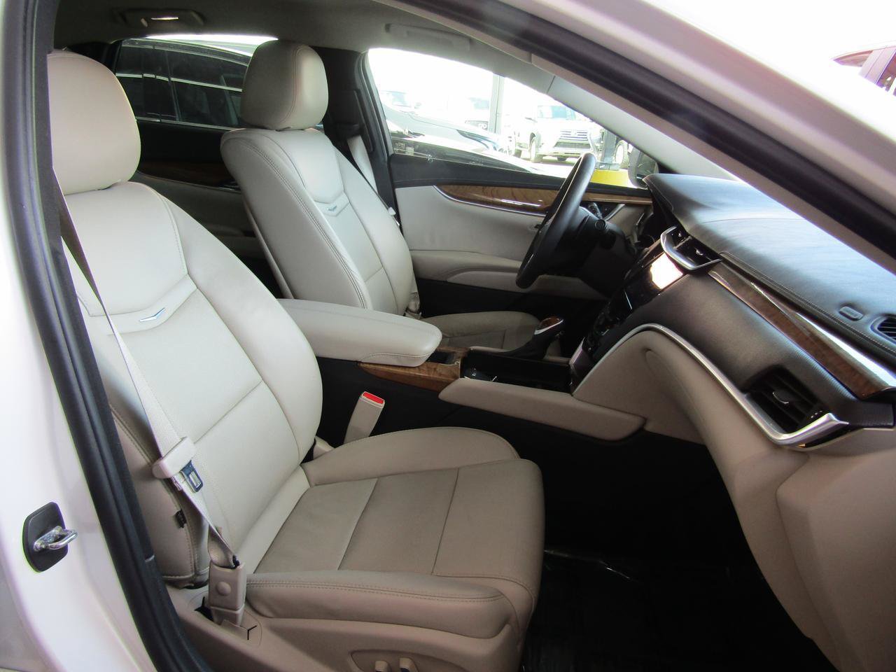 Used 2018 Cadillac XTS Luxury FWD image 11