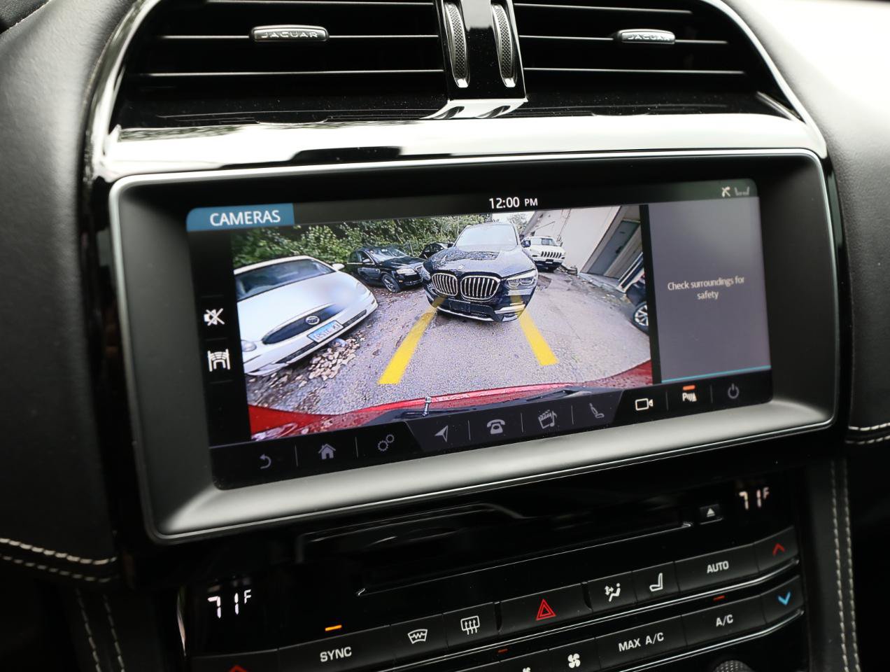 Used 2019 Jaguar F-PACE R-Sport AWD/4WD image 26