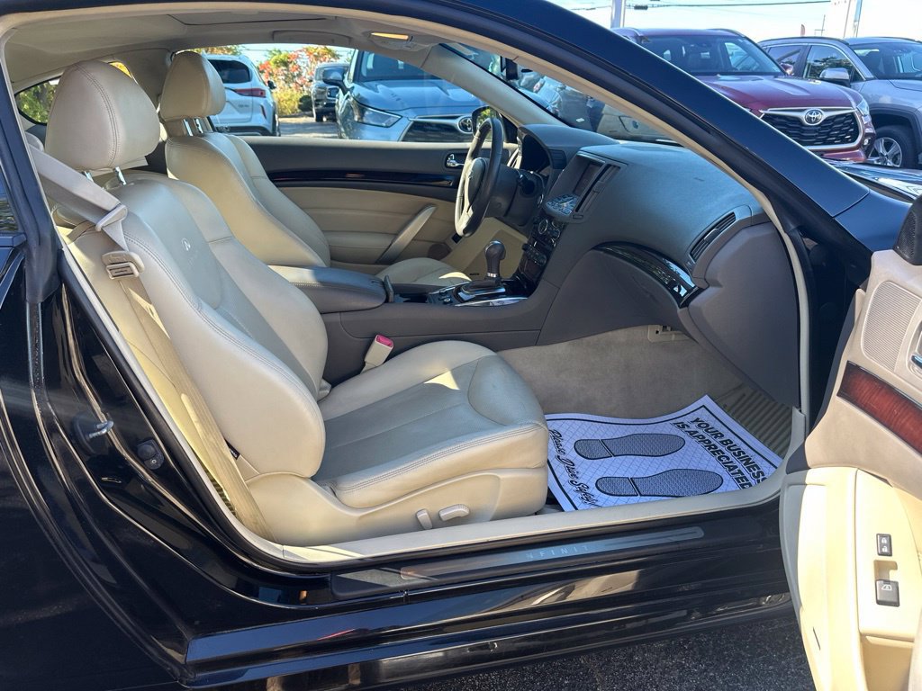 Used 2011 INFINITI G37 x Coupe w/ Premium Pkg AWD/4WD image 28