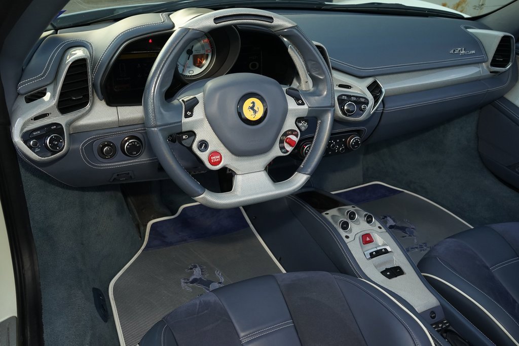 Used 2015 Ferrari 458 Spider image 10