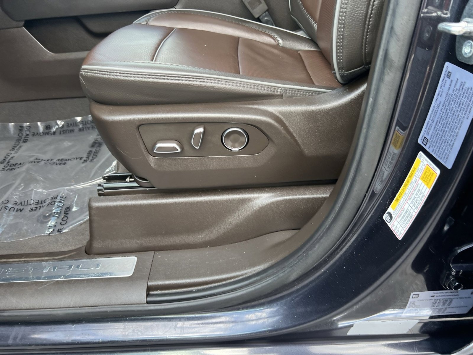 Used 2024 GMC Sierra 2500 Denali w/ Denali Reserve Package image 14