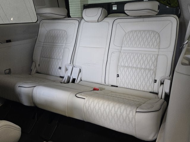 Used 2020 Lincoln Navigator Black Label AWD/4WD image 19