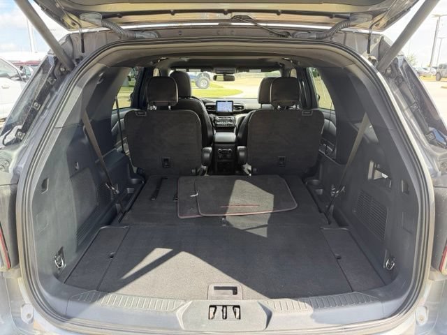 Used 2023 Ford Explorer ST-Line w/ Class IV Trailer Tow Package RWD image 7