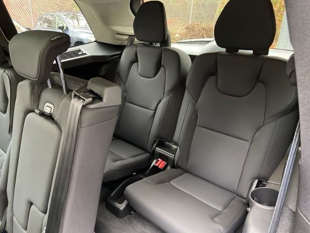 New 2026 Volvo XC90 B6 Plus image 16