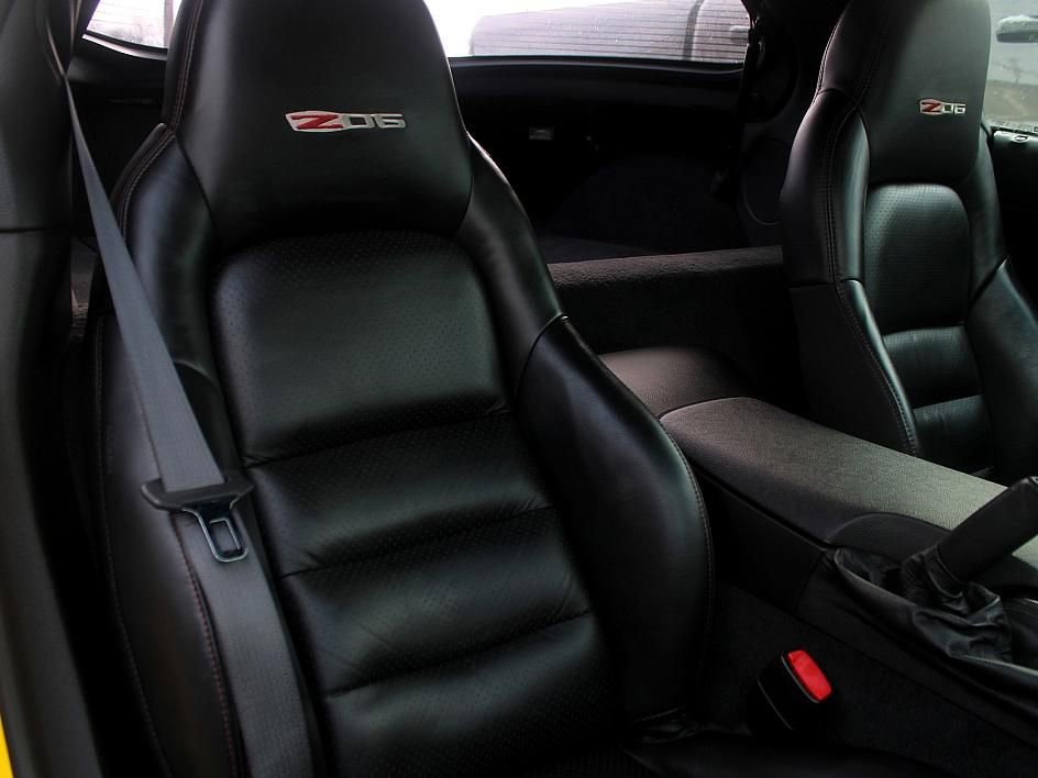 Used 2009 Chevrolet Corvette Z06 w/ Preferred Equipment Group image 33