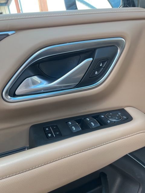 Used 2022 Chevrolet Tahoe Premier w/ Premium Package image 15