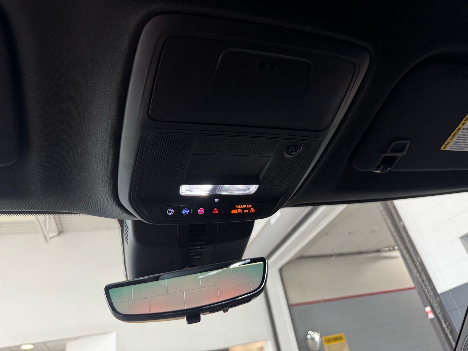 New 2027 GMC Acadia AT4 w/ Luxury Package AWD/4WD image 23