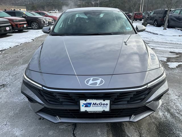 Certified 2025 Hyundai Elantra Blue image 8