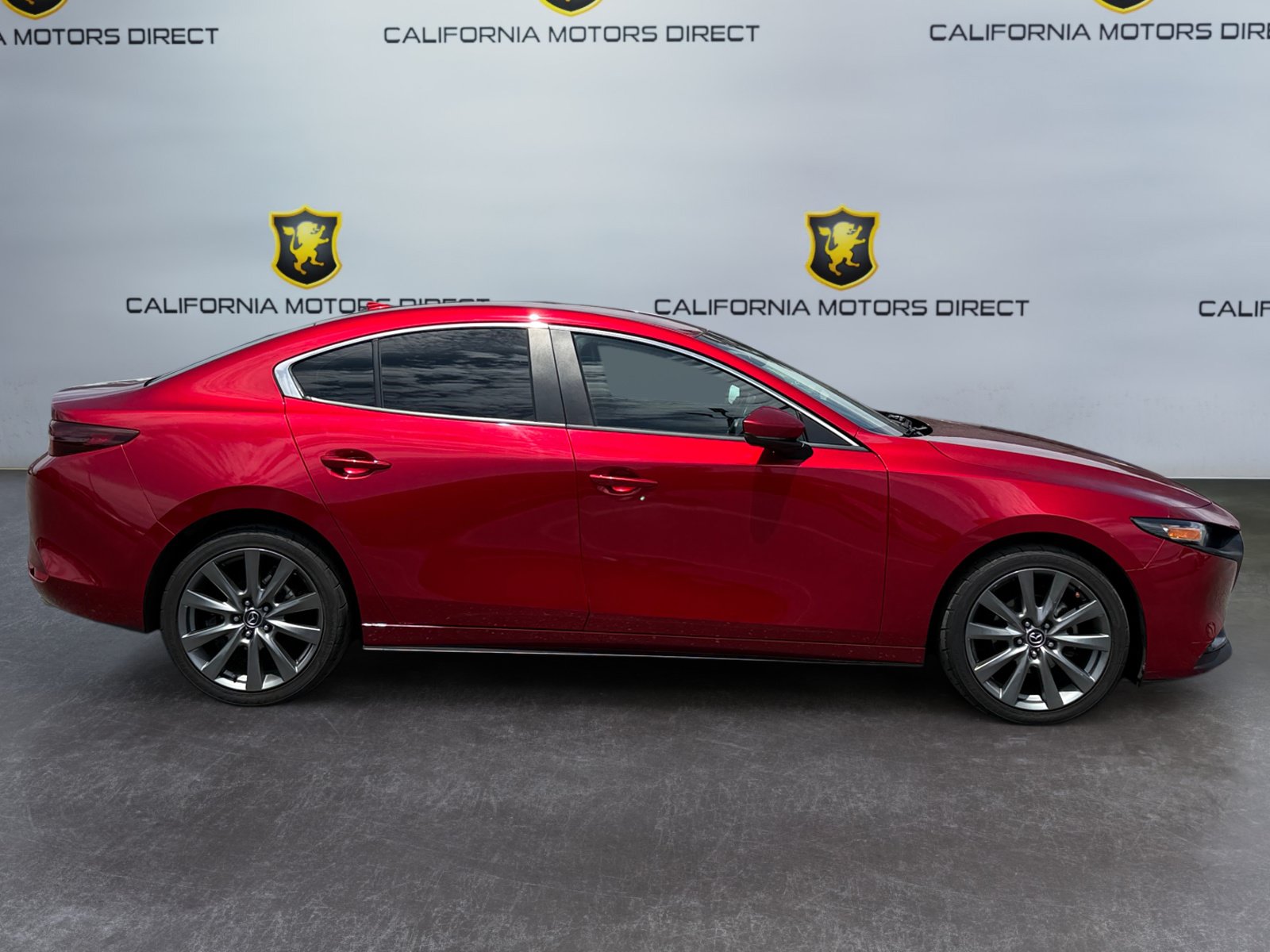 Used 2019 MAZDA MAZDA3 Sedan w/ Preferred Package FWD image 6