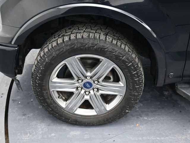 Used 2018 Ford F150 Lariat w/ Equipment Group 502A Luxury image 9