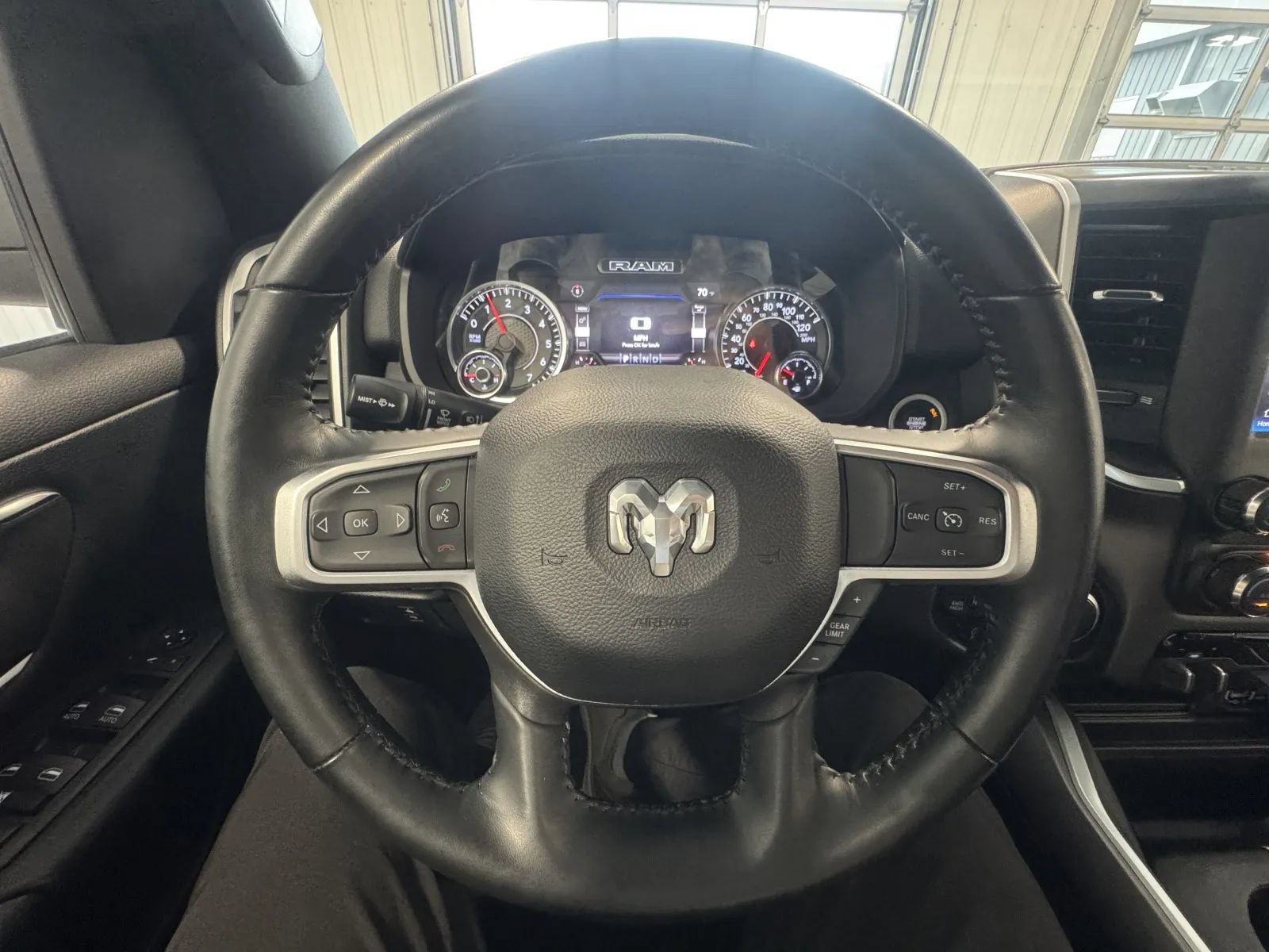 Used 2022 RAM 1500 Big Horn AWD/4WD image 26