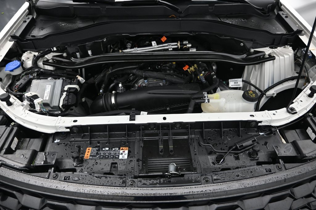 Used 2026 Ford Explorer ST-Line w/ ST-Line Street Pack RWD image 16