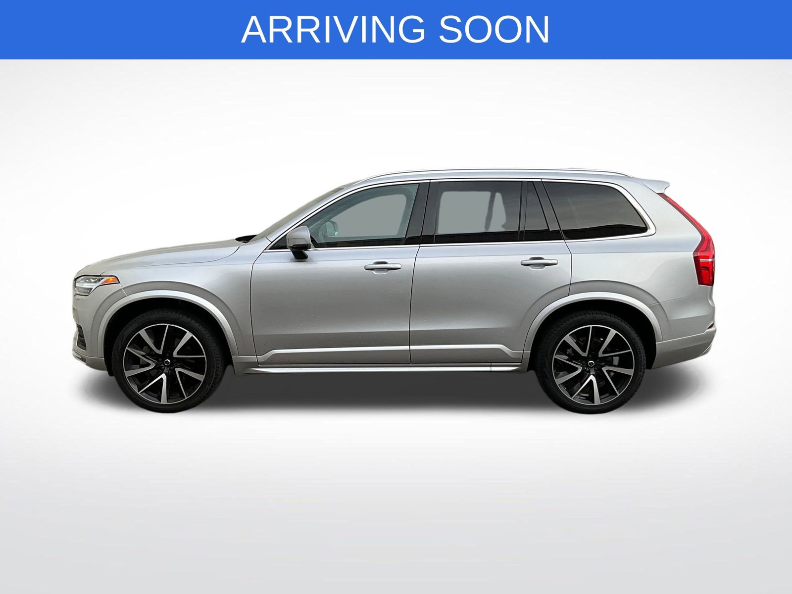 Certified 2022 Volvo XC90 T6 Momentum w/ Advanced Package image 2