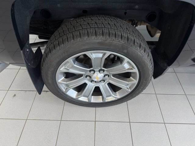 Used 2018 Chevrolet Silverado 1500 High Country AWD/4WD image 37