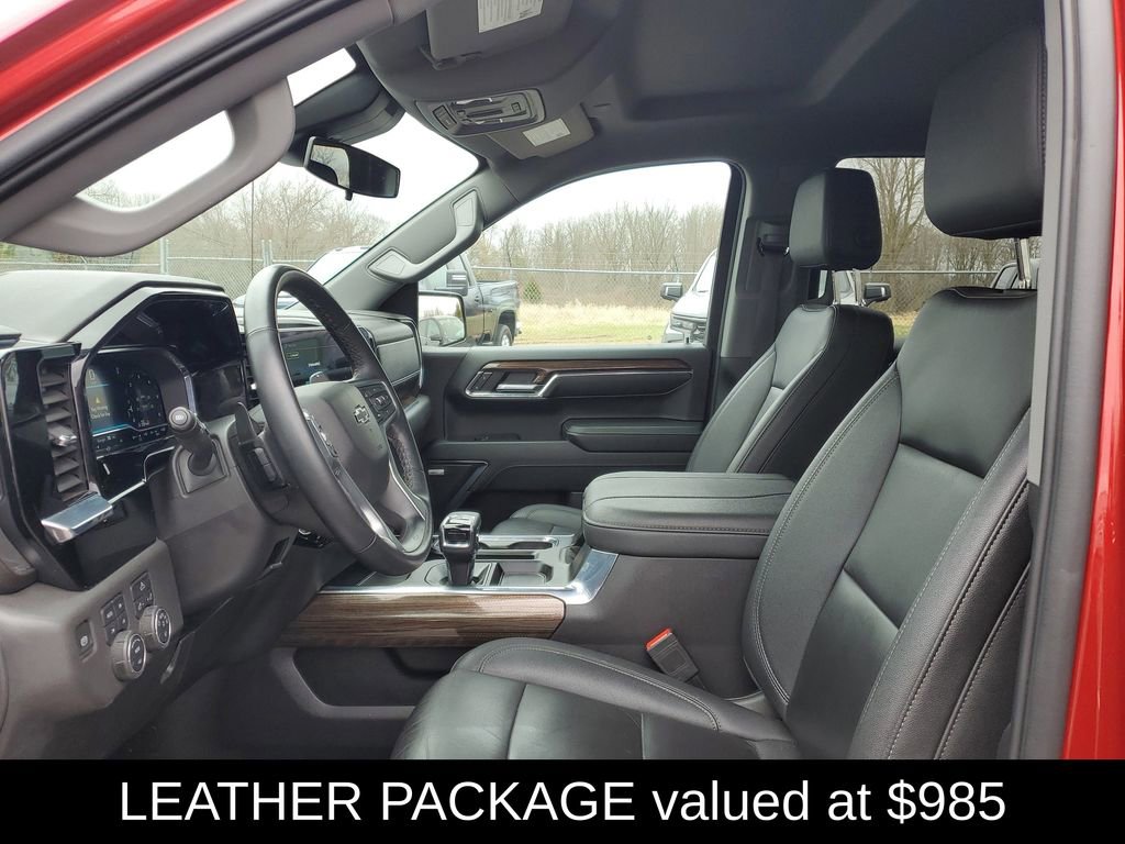 Used 2023 Chevrolet Silverado 1500 RST w/ Convenience Package II image 6