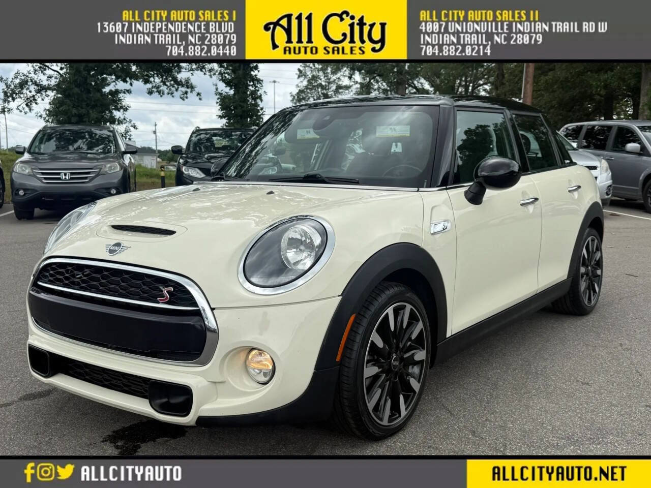 Used 2019 MINI Cooper S FWD image 3