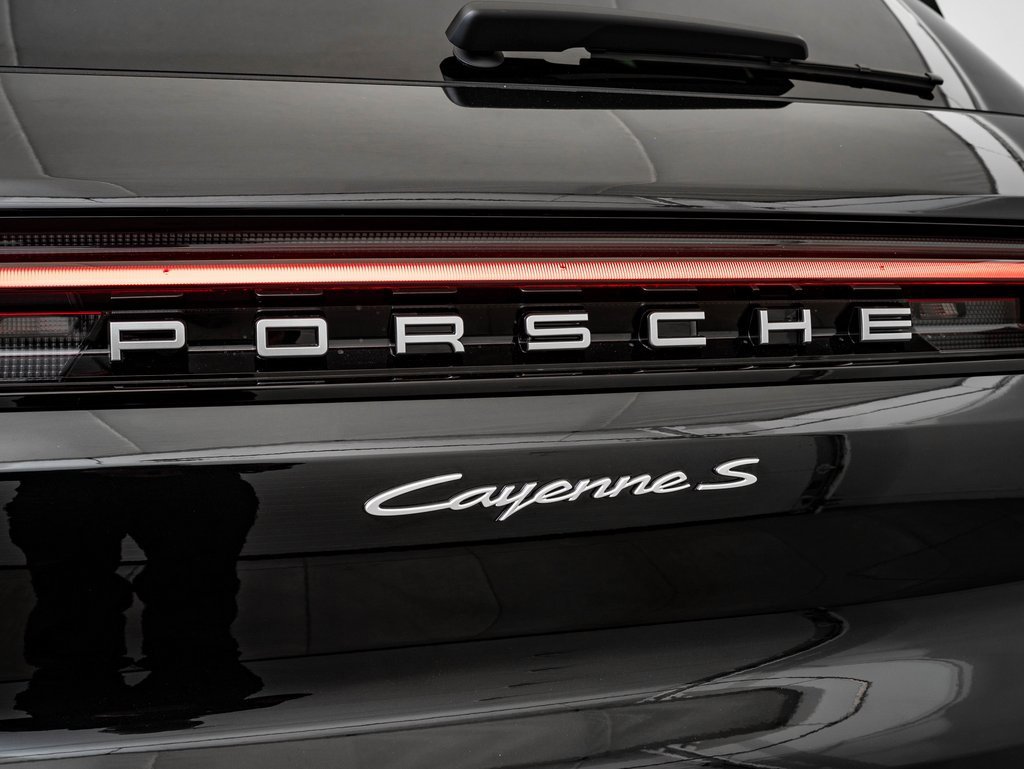 New 2026 Porsche Cayenne S image 22