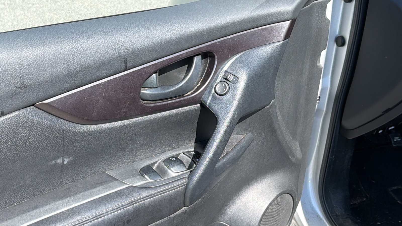 Used 2022 Nissan Rogue Sport S FWD image 15