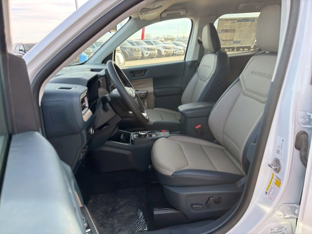 New 2026 Ford Maverick Lariat image 13