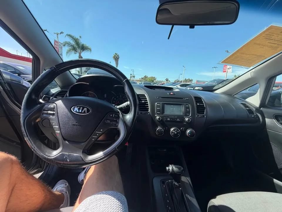 Used 2016 Kia Forte EX FWD image 5